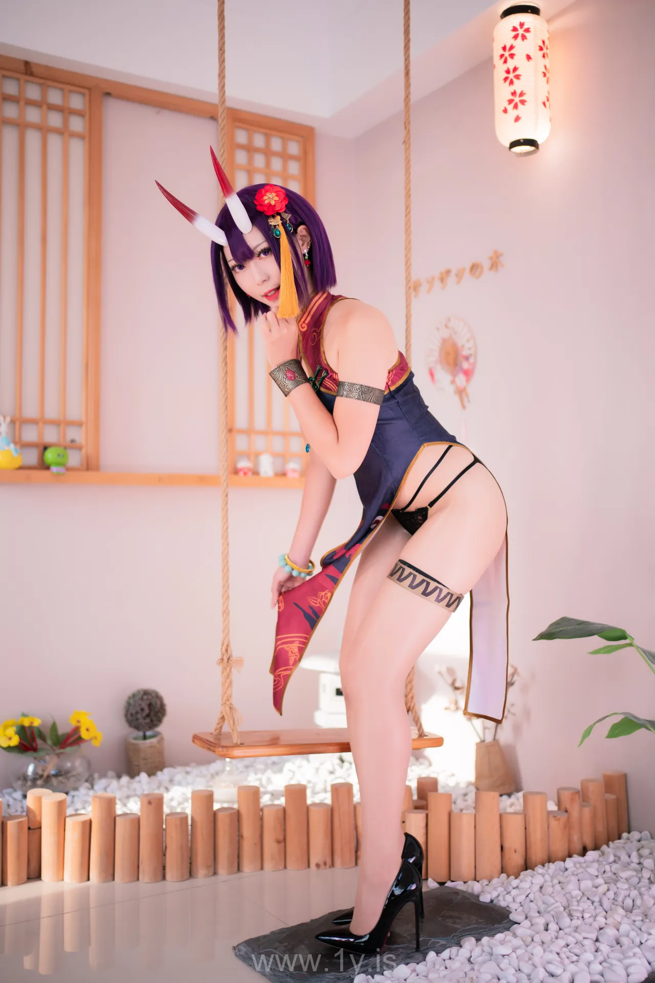 Money冷冷 NO.21 酒吞高腰旗袍